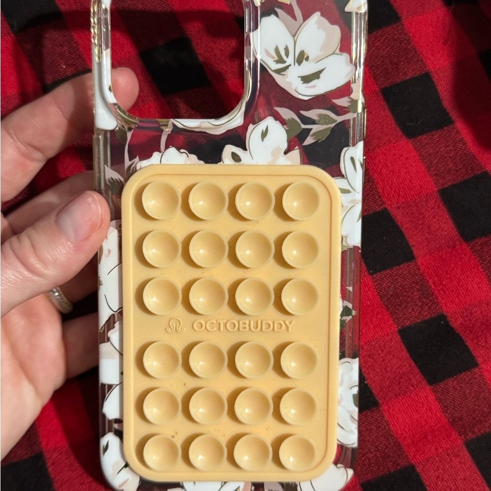 iPhone 15 pro max floral case with octobuddy - Picture 4 of 4